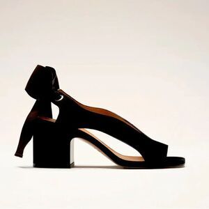 NOMASEI Camoscio Sandal Black Suede with Bow detail!